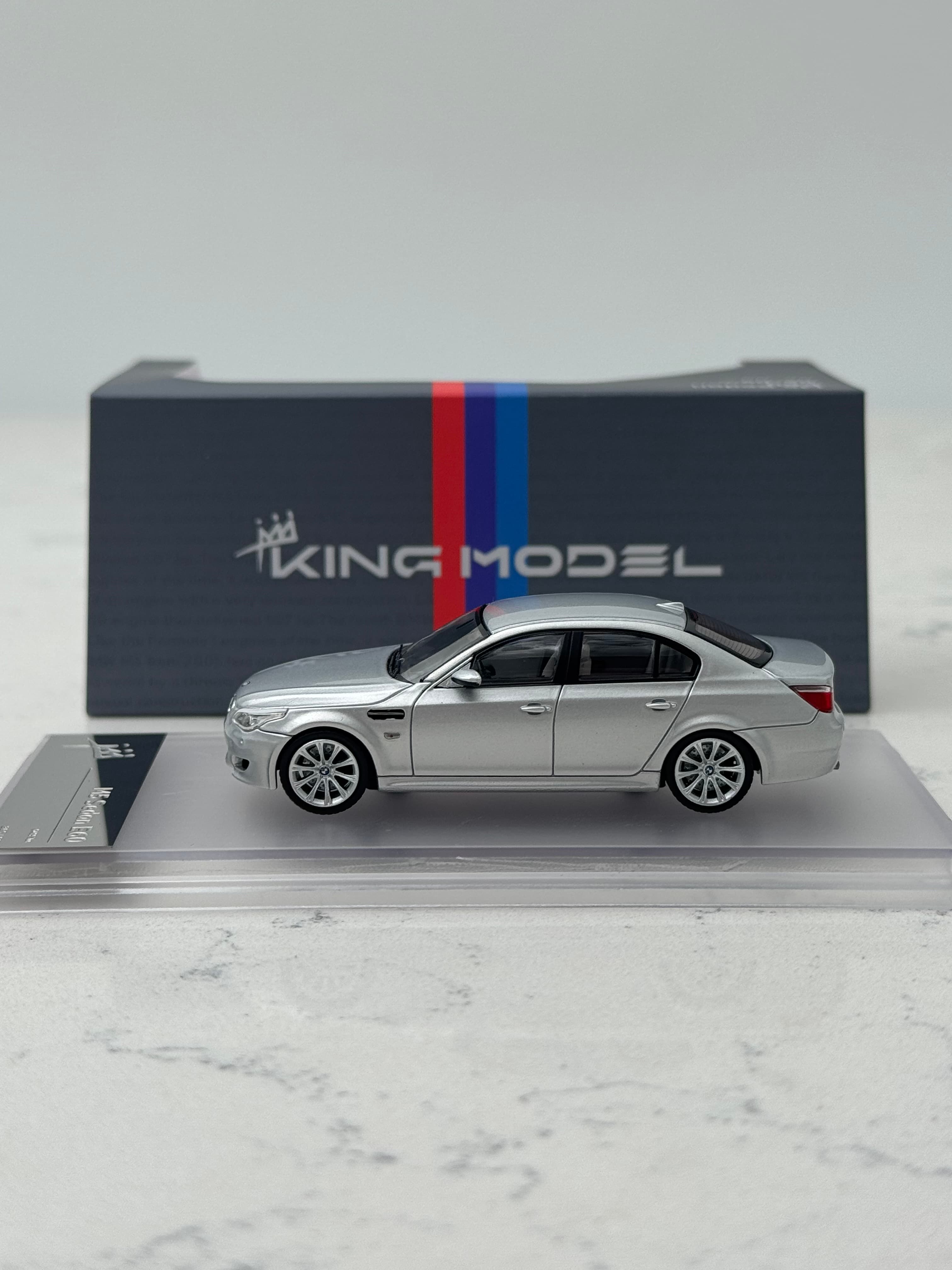 KING MODEL BMW M5 E60 Sedan+Station Vagon 