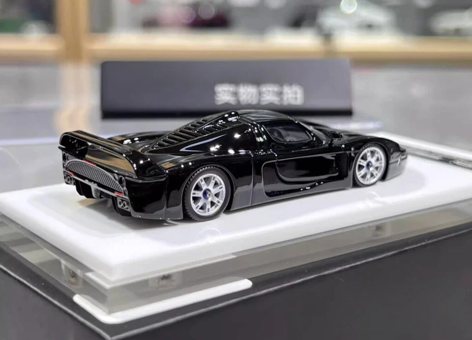 YM MODEL Maserati MC12 Stradale 199 LIMITED
