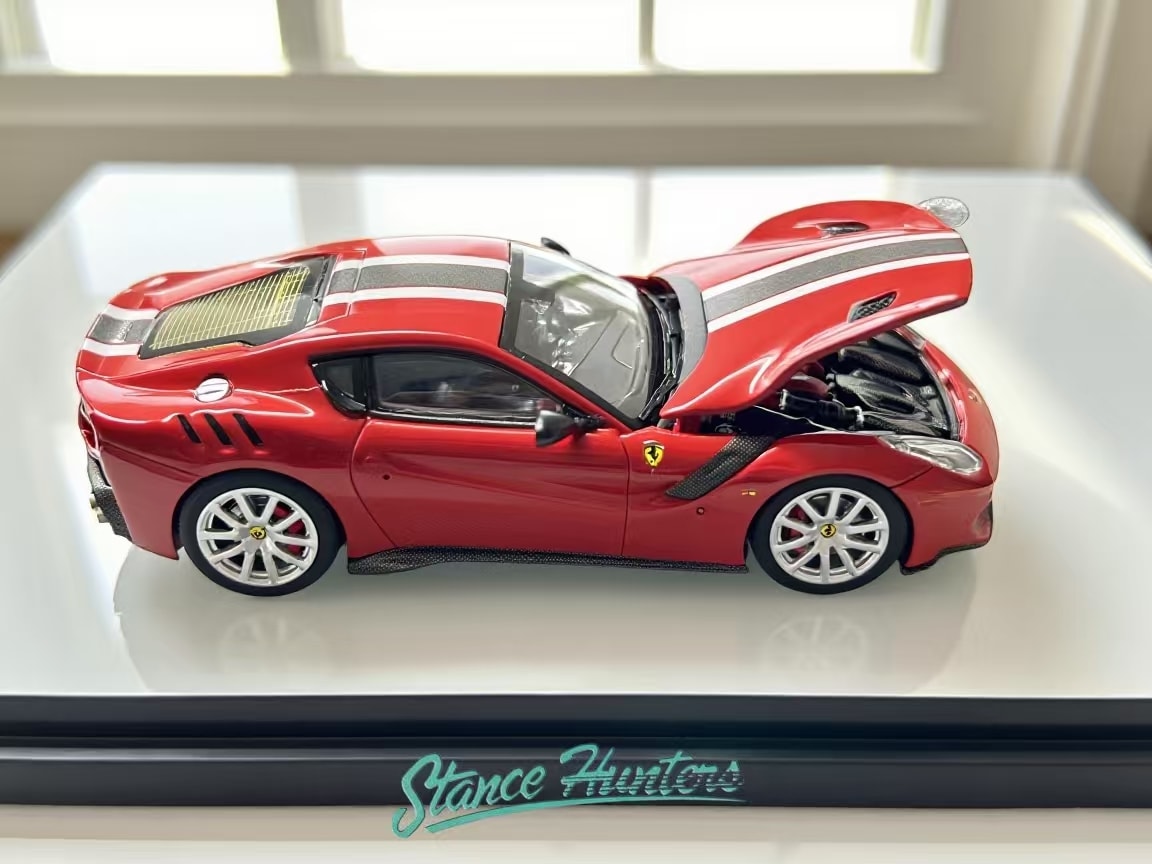 Stance Hunters F12 TDF Red Black Interior + Gray White Latte Art