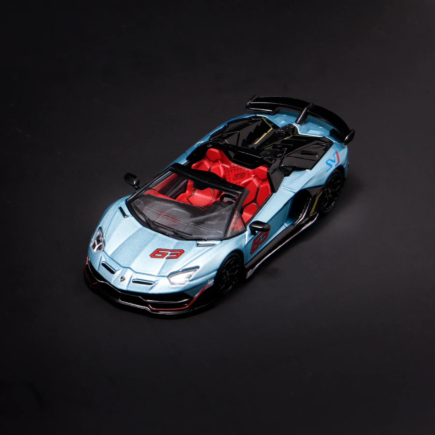 Maxwell Lamborghini Aventador svj63 Roadster