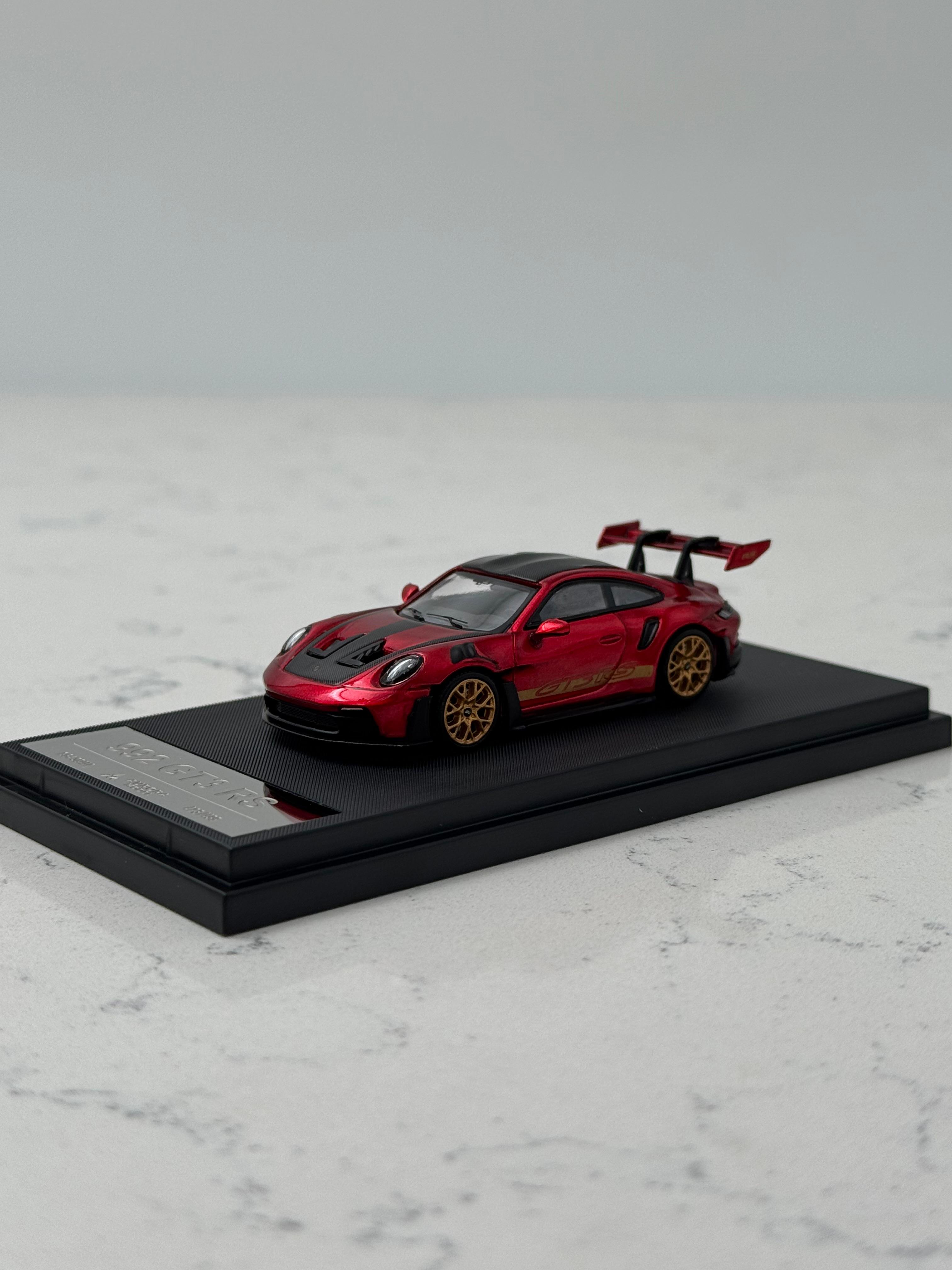 AURORA MODEL Porsche 992 GT3 RS