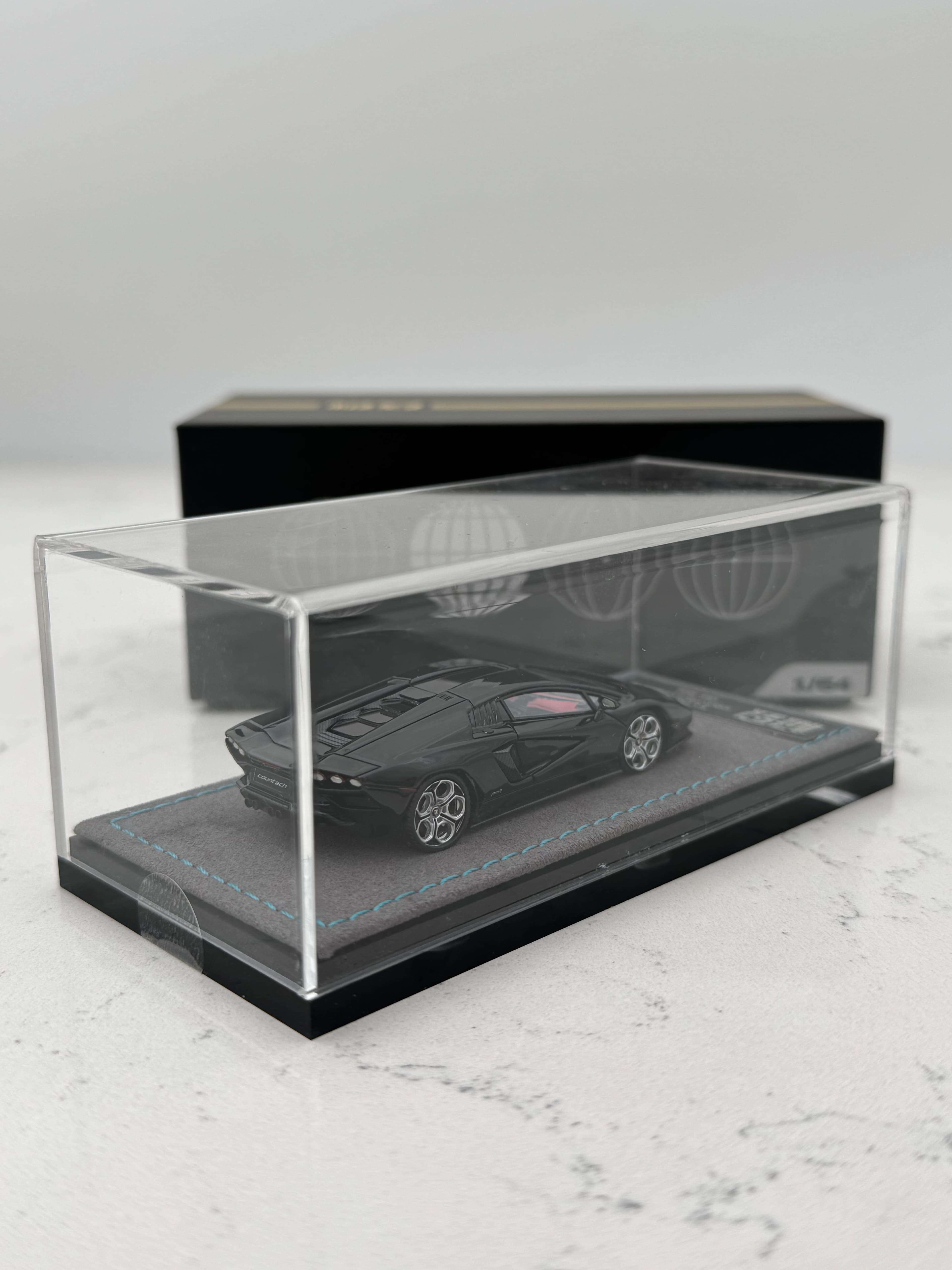 LAMBORGHINI COUNTACH RESIN