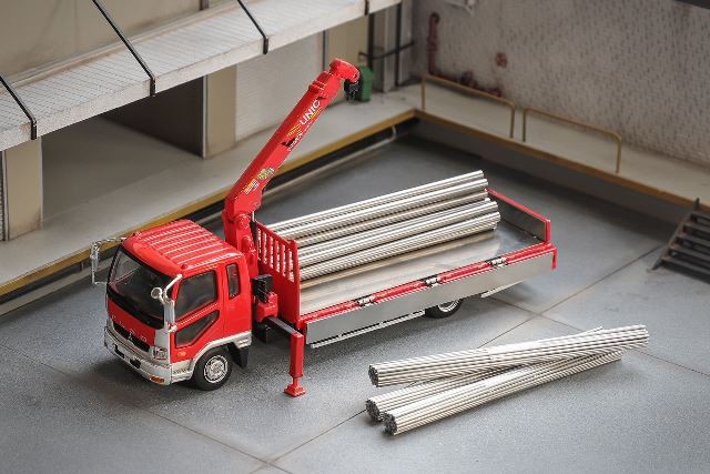 GCD Mitsubishi Fuso Boom Truck