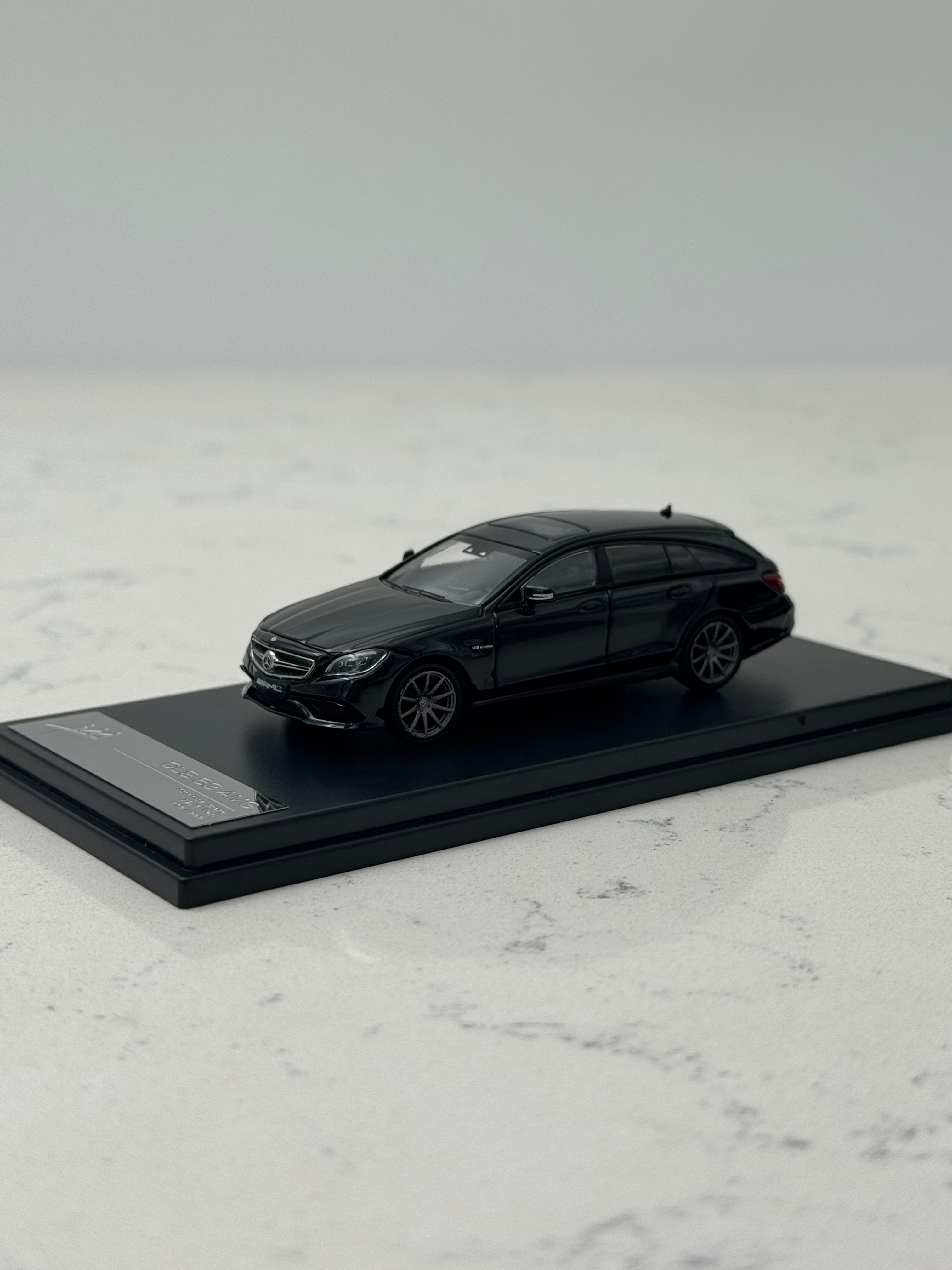 KING MODEL MERCEDES CLS63