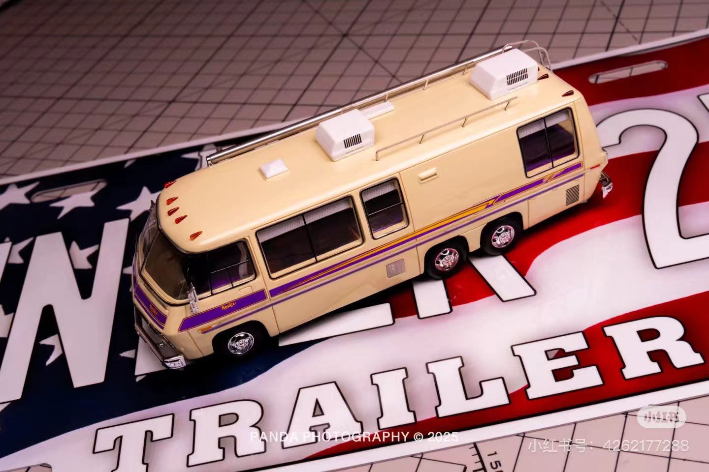 MK MINIATURES 1978 GMC Motorhome - B/Yellow