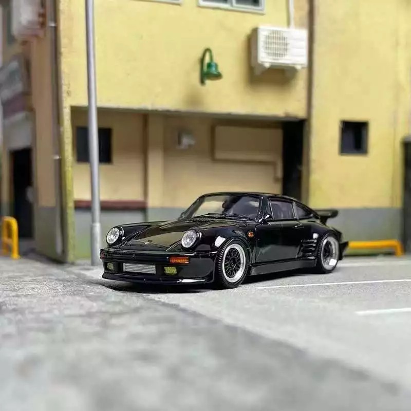 CARS LOUNGE RWB PORSCHE 930 CARBON
