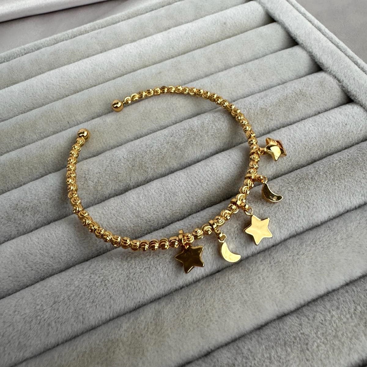 AY VE YILDIZ DETAYLI GOLD BİLEKLİK
