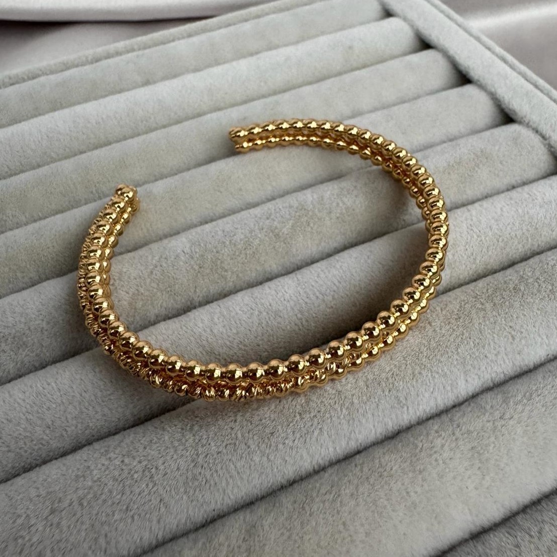 TOP DETAYLI GOLD BİLEKLİK