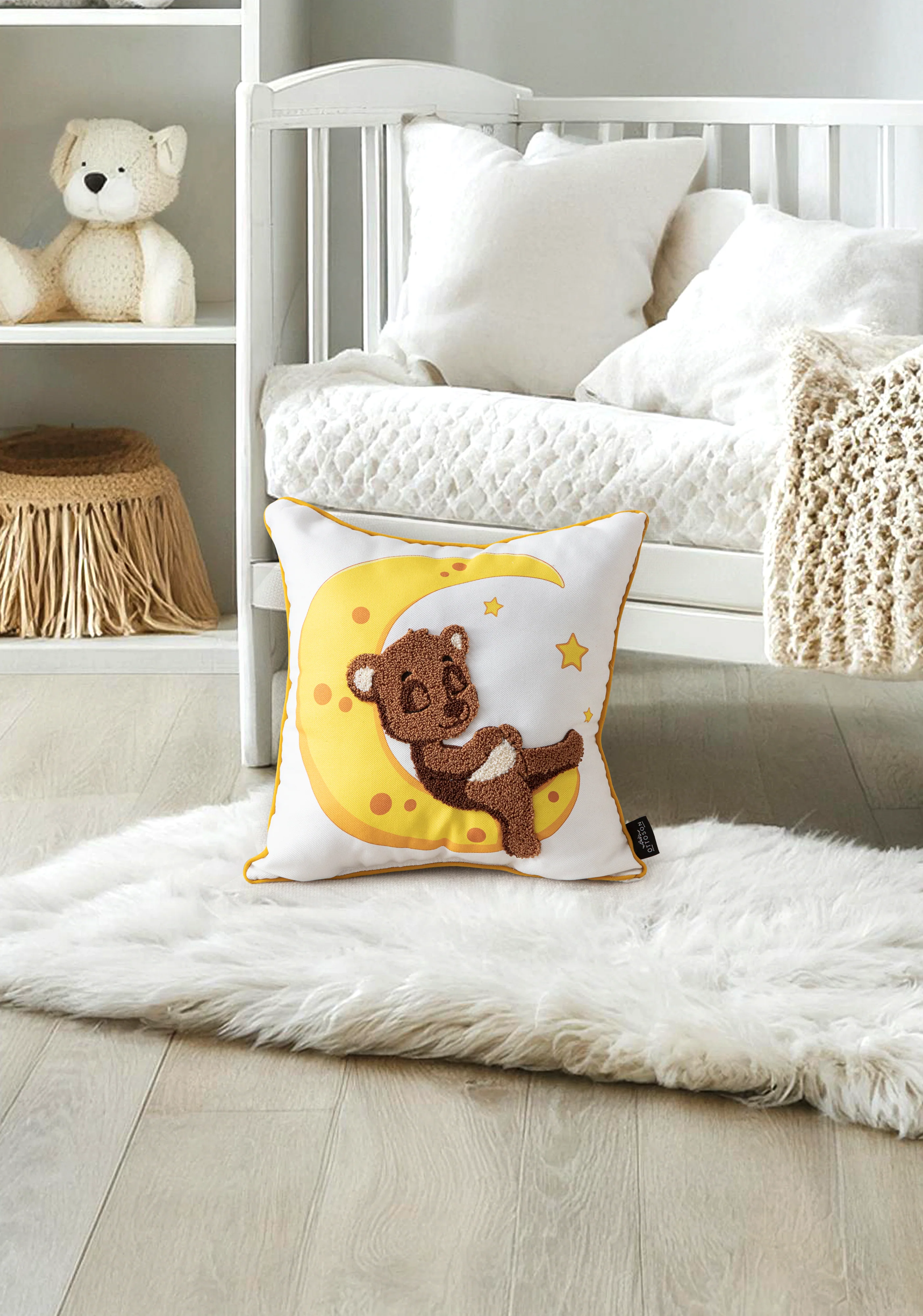 MİNK Çocuk Odası Keten Kırlent Kılıfı Koleksiyonu - Özel İşlemeli Seri - Moni | 35cm*35cm