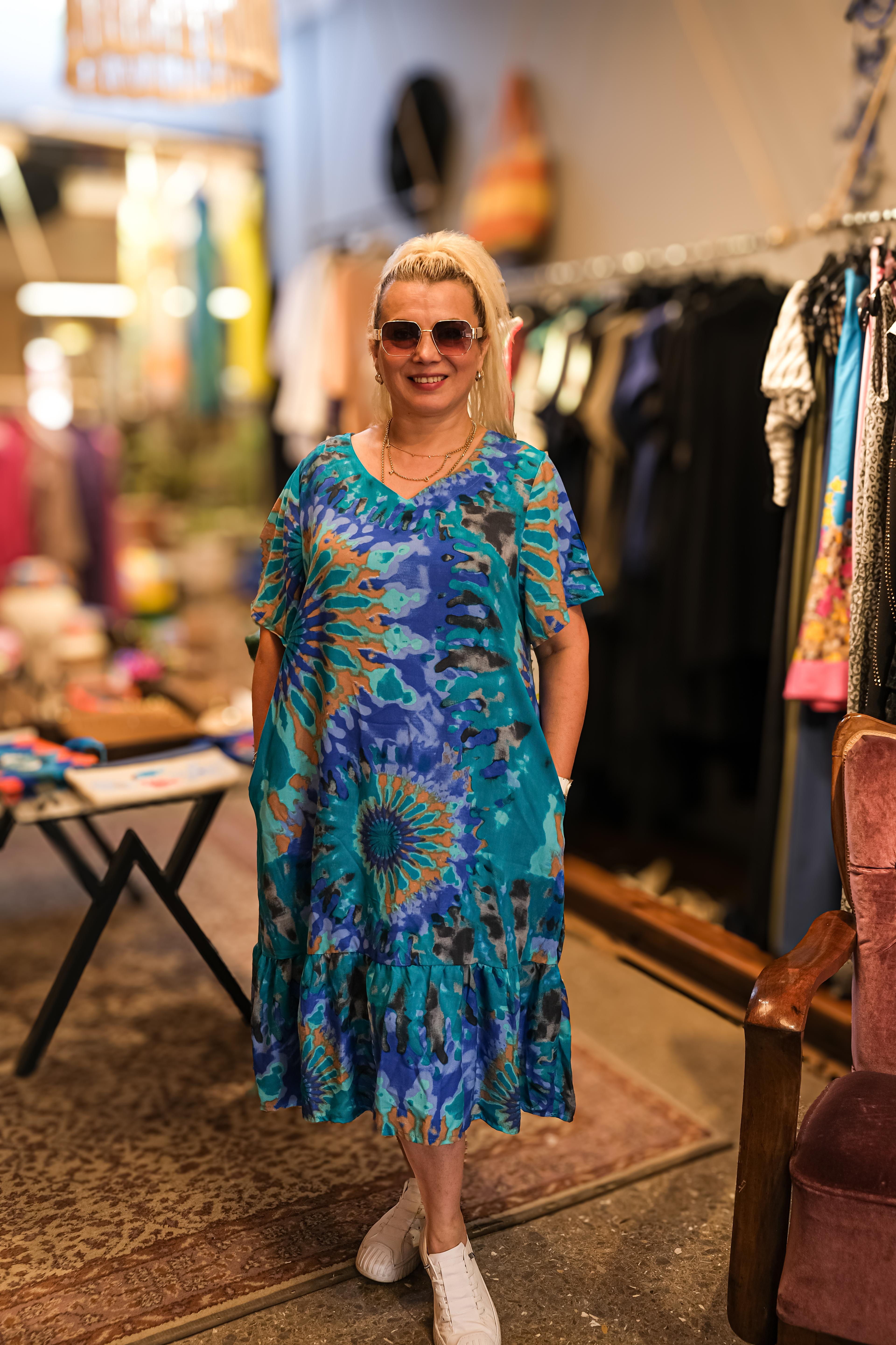 Batik Desenli Yazlık Elbise – Renkli ve Rahat Bohem Stil / MoonlineConcept