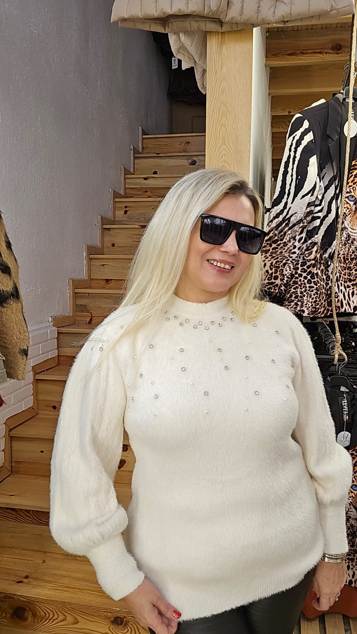 Angora Taş Detaylı Kazak