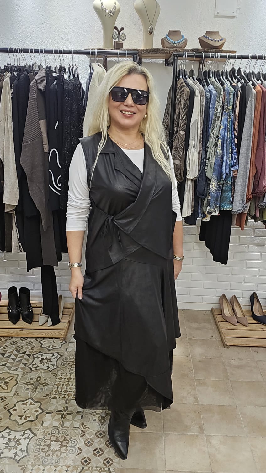 Yandan Bağlamalı Deri Yelek 