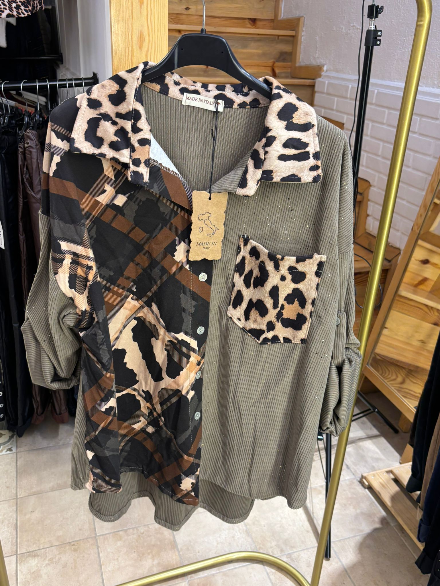 Leopar ve Sim Detay Kadife Gömlek 