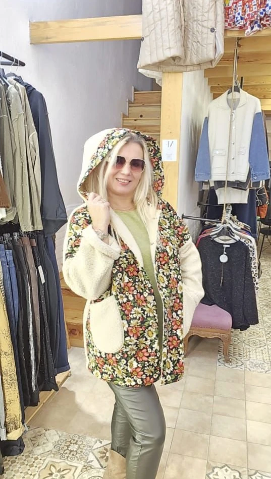 Çiçek Desen Peluş Ceket