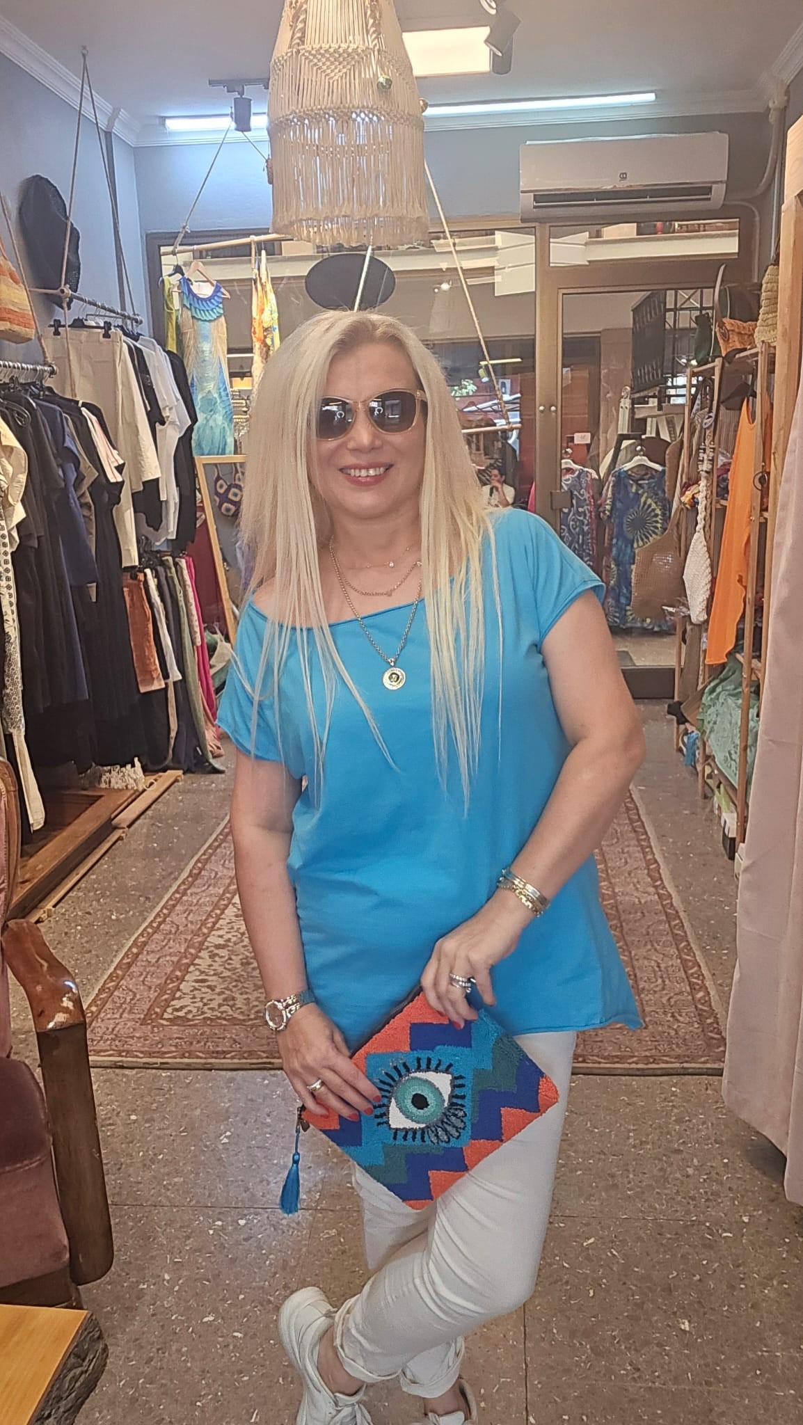 Kayık Yaka T-Shirt – Minimal & Şık Tasarım | MoonlineConcept - MAVİ