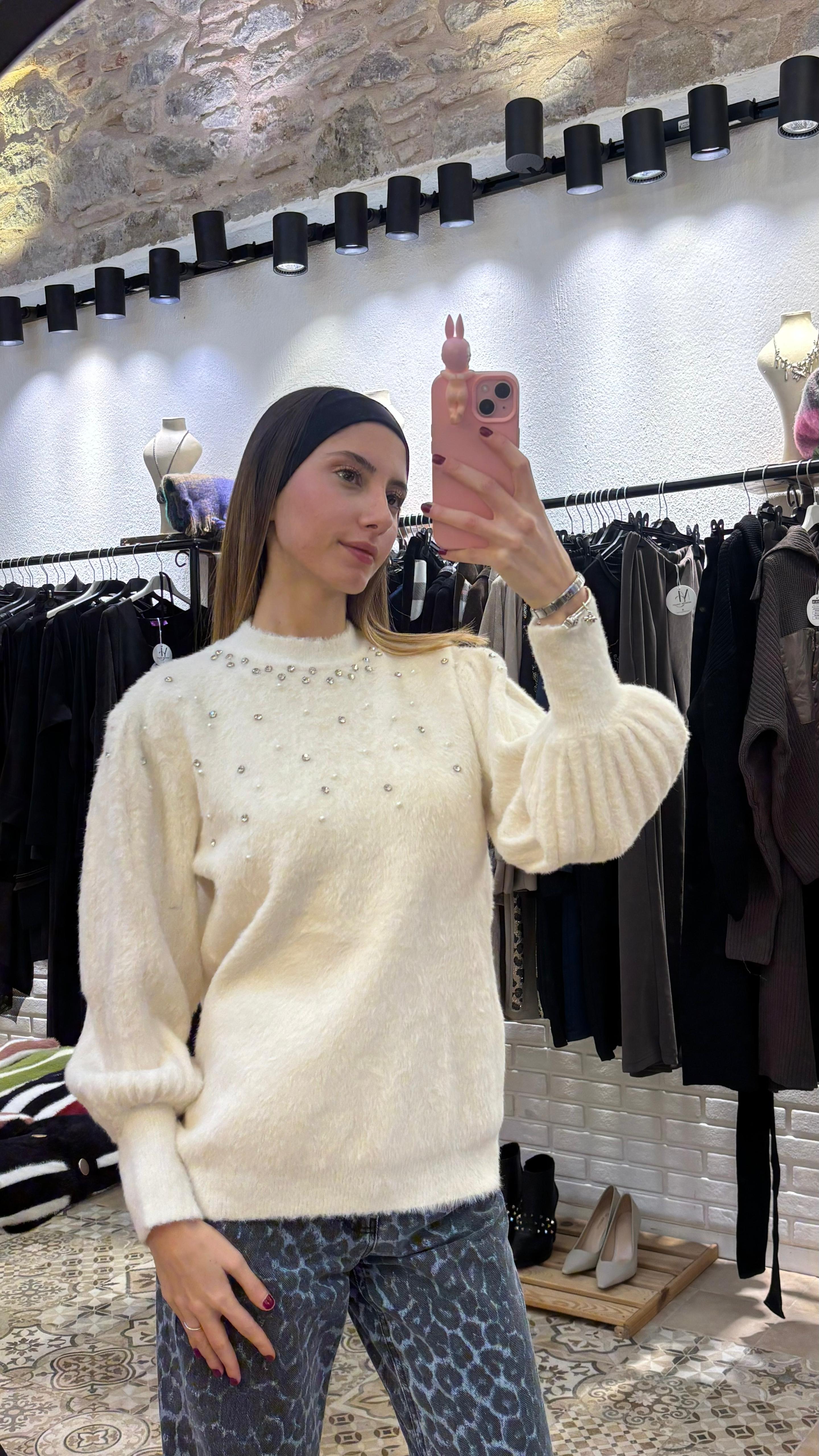 Angora Taş Detaylı Kazak