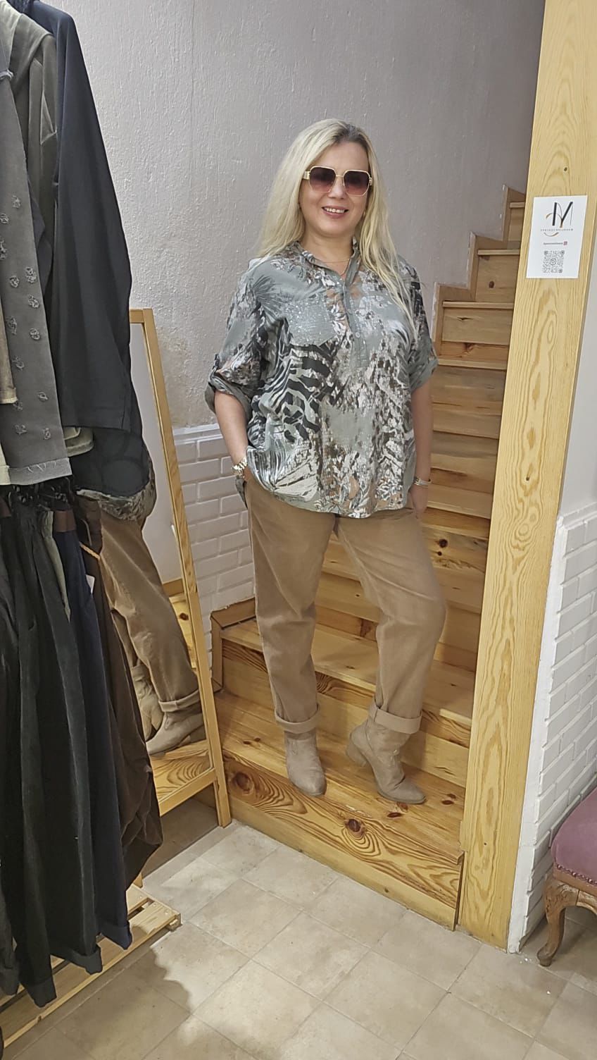 Yaprak Desenli Gömlek 