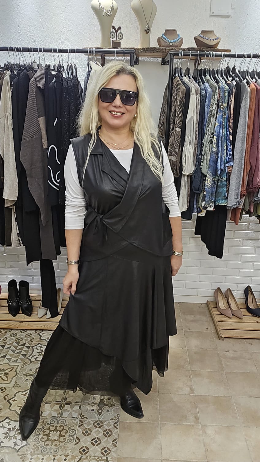 Yandan Bağlamalı Deri Yelek 