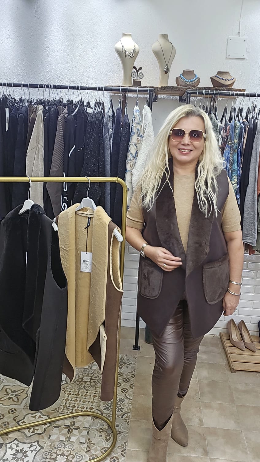 Peluş Detay Deri Yelek 