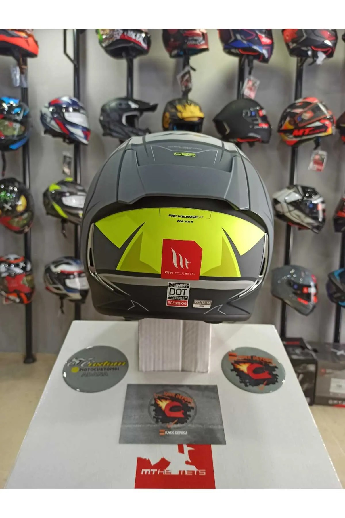 MT Helmets Revenge 2 S Hatax C3 Mat Neon Full Face Kapalı Motosiklet Kaskı