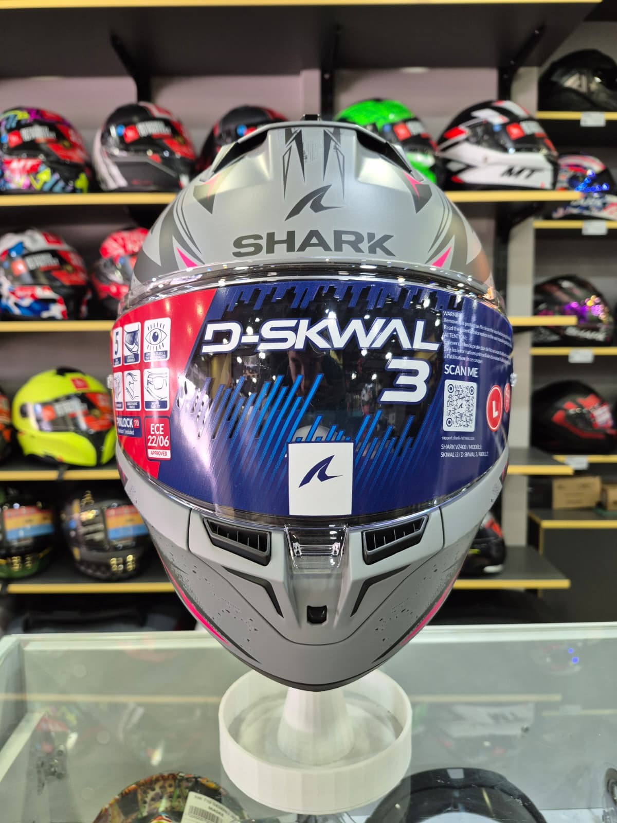 D-Skwal 3 Blast-R Mat Kapalı Kask SVK