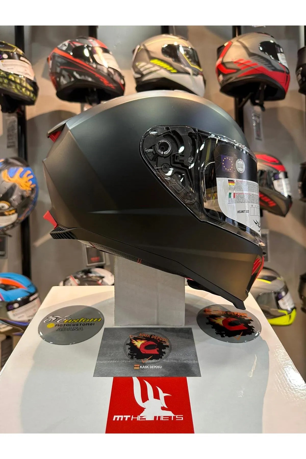 Sway 865 Solid Mat Siyah Full Face Kask