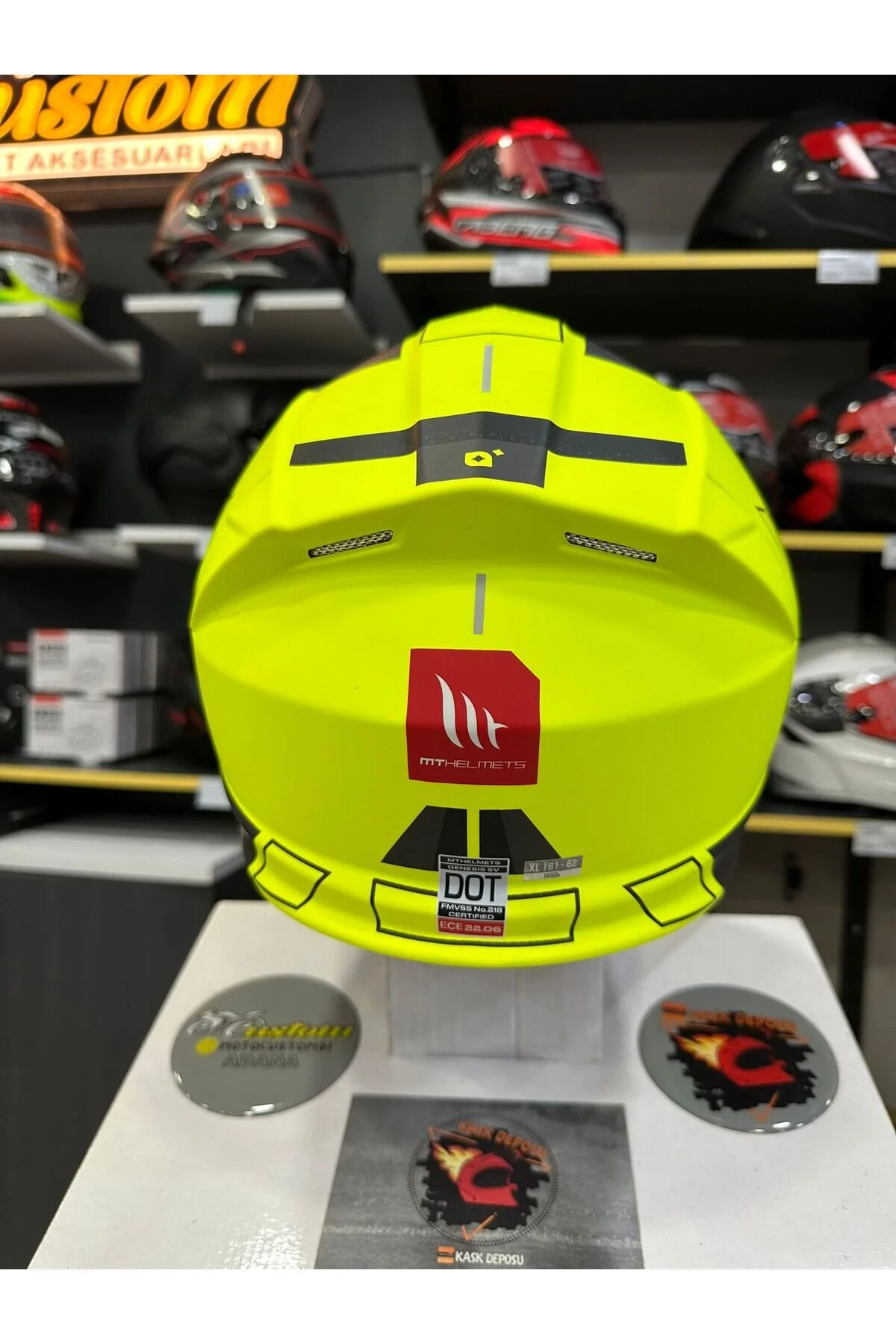 Genesis SV Talo C3 Neon Çene Açılır Motosiklet Kaskı