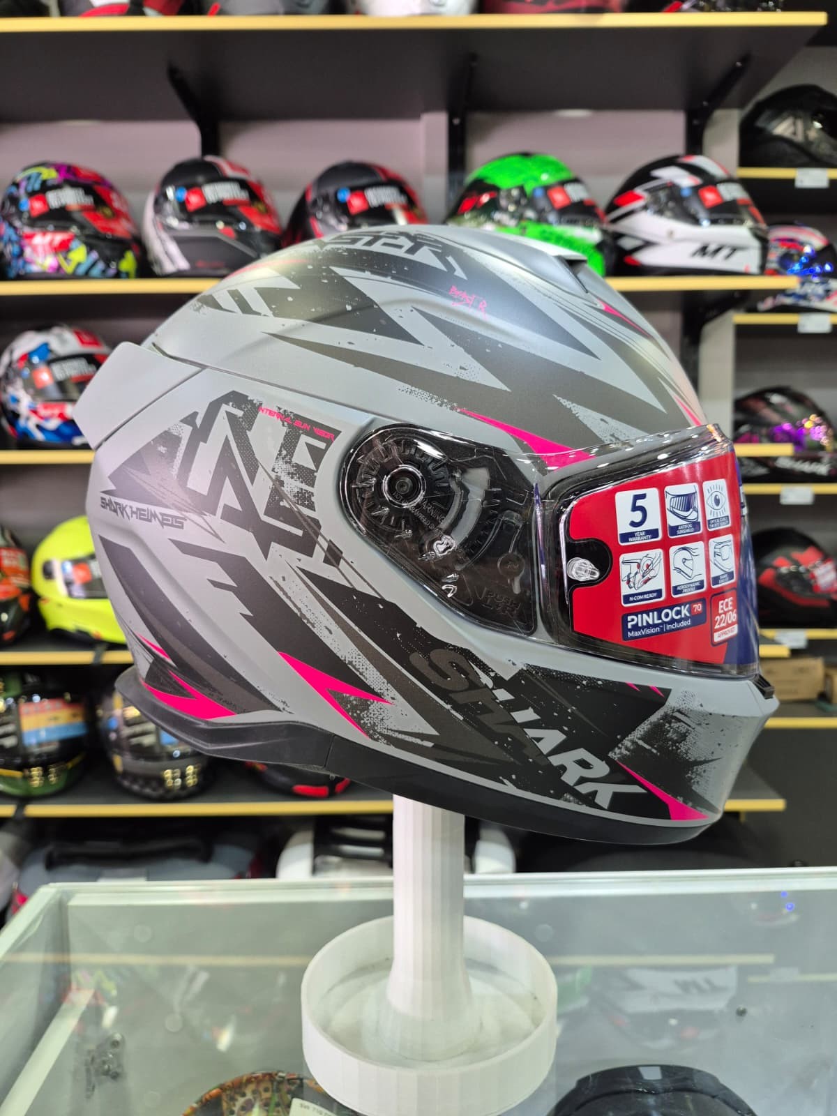 D-Skwal 3 Blast-R Mat Kapalı Kask SVK
