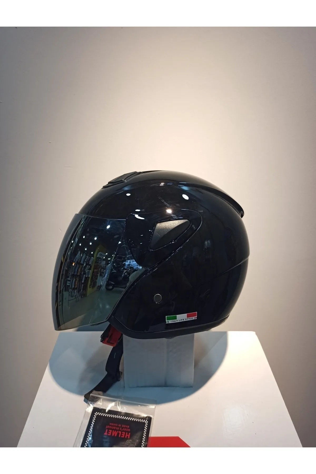 Sway SW700 Parlak Siyah Yarım Kask