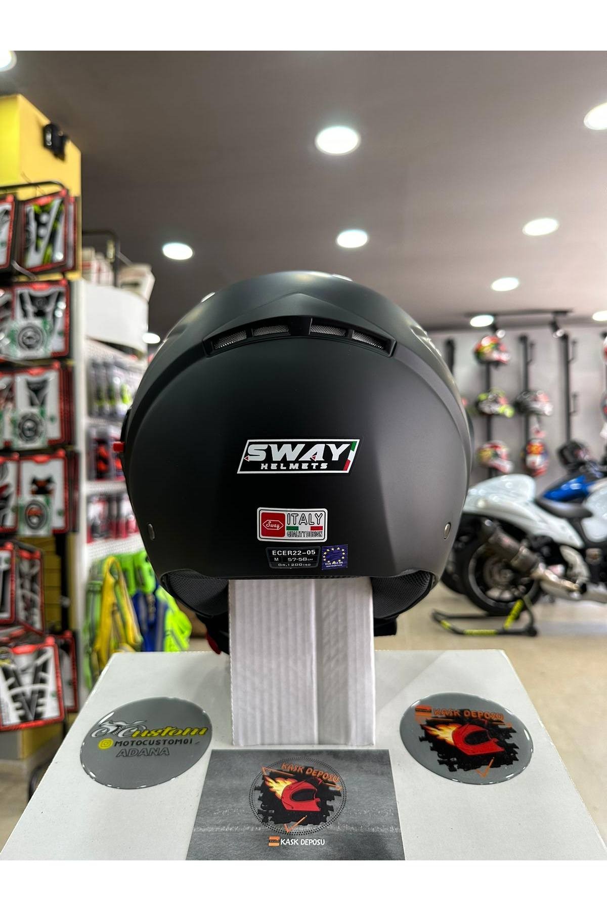 Sway 702B Gözlüklü Yarım Kask (Mat Siyah)