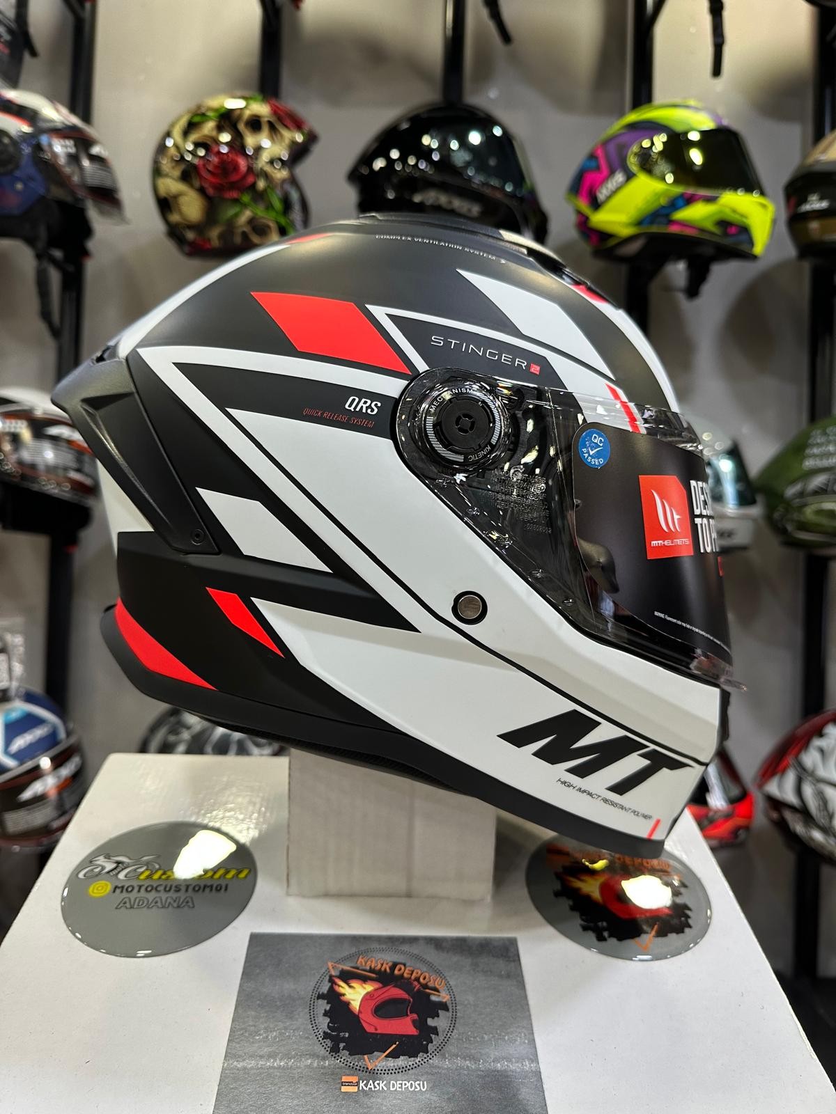 Stinger 2 Zivze B5 Mat Kapalı Motosiklet Kaskı