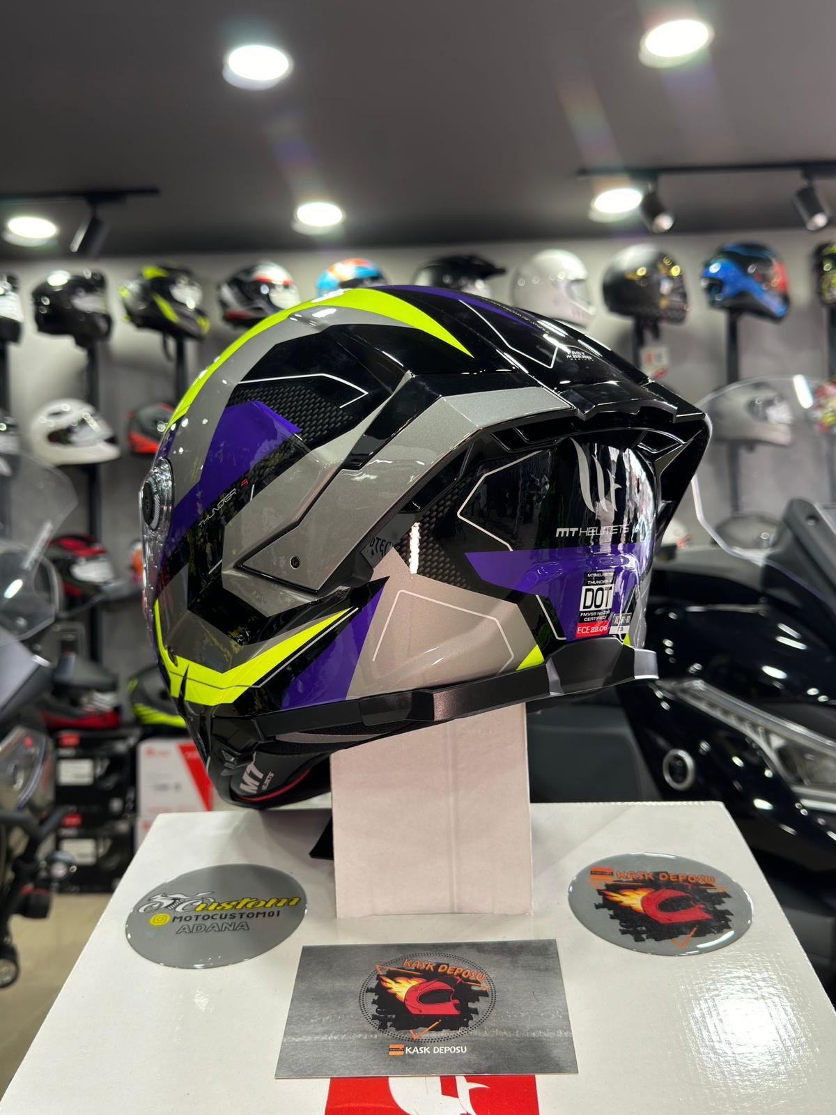 MT Helmets Thunder 4 SV Valiant B2 Parlak Gri