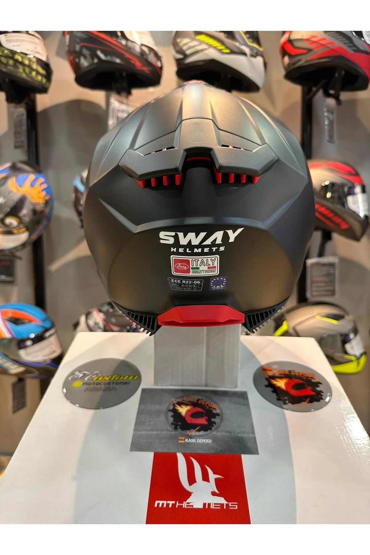Sway 865 Solid Mat Siyah Full Face Kask