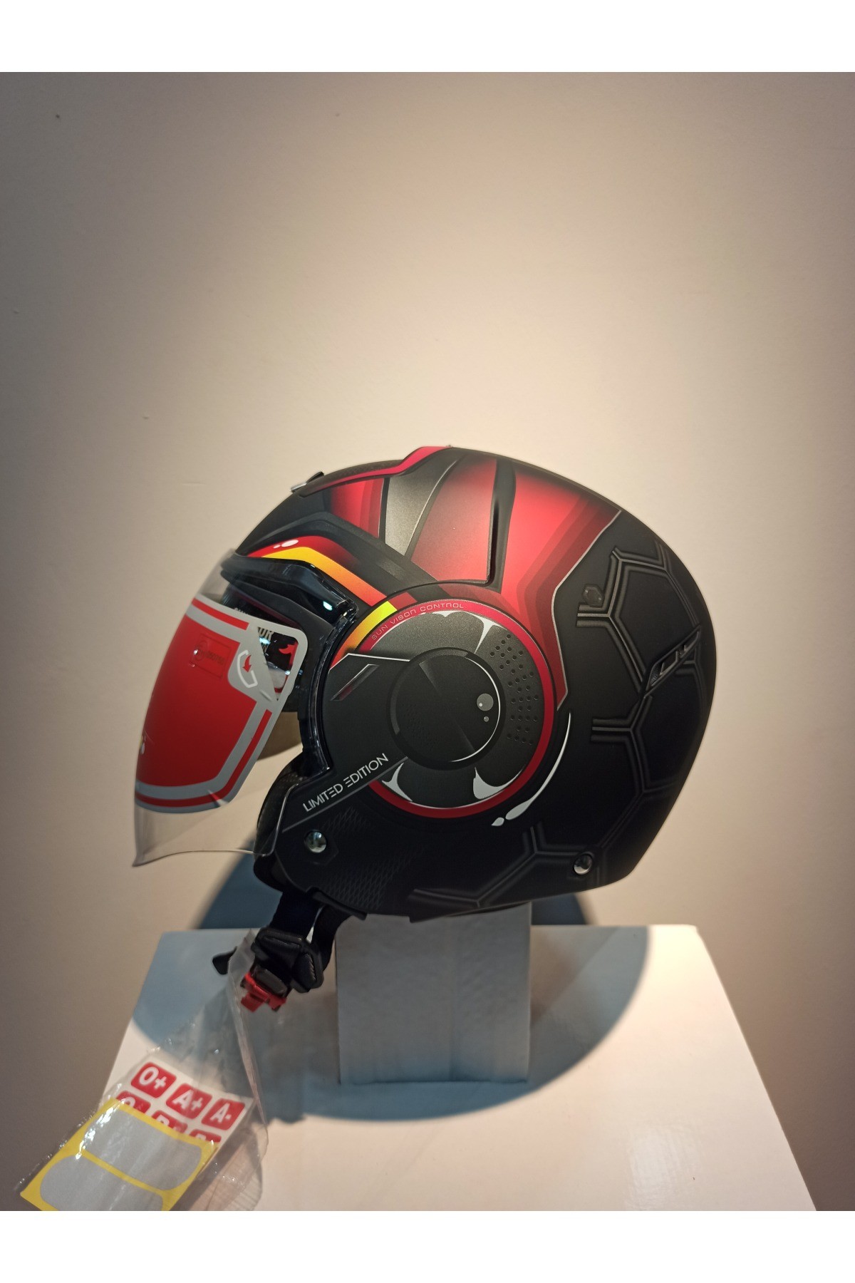 Axor Striker Hitman Yarım Kask