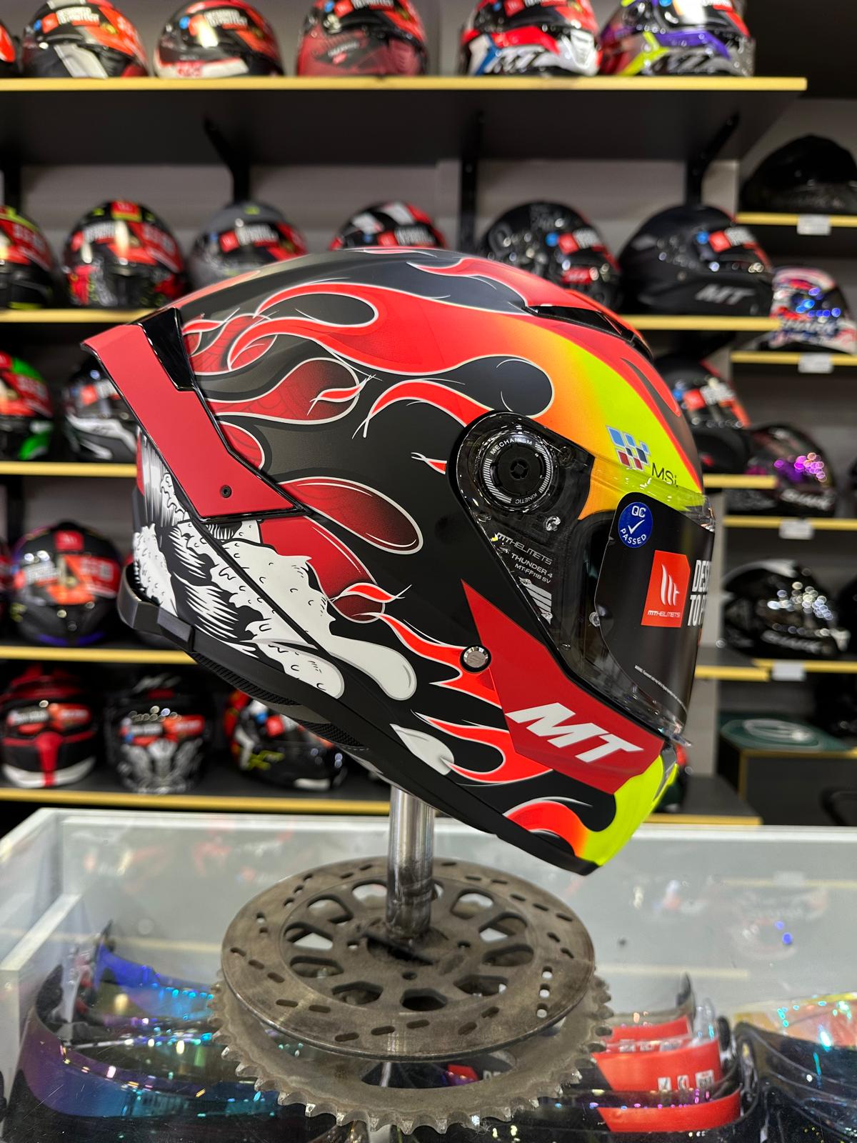 Thunder 4 SV Yamanaka B3 Mat Kapalı Kask