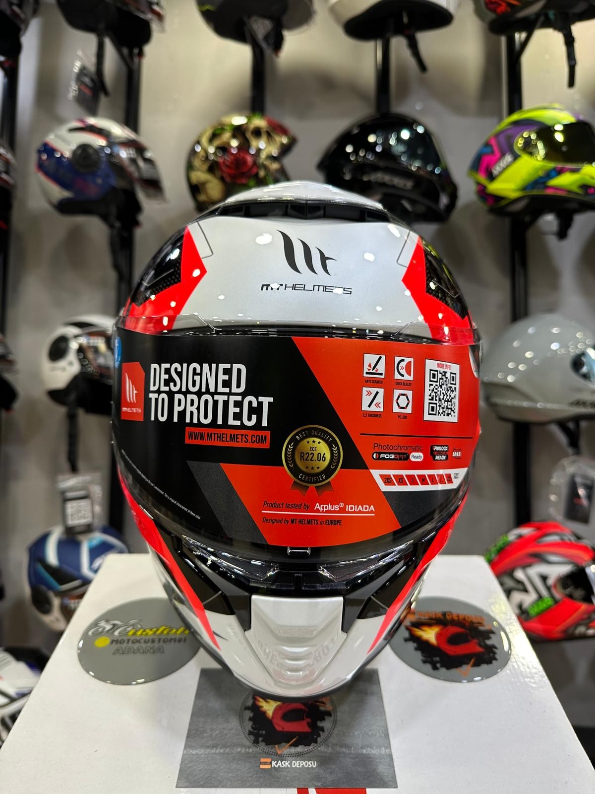 Thunder 4 Sv Valiant A0 Kapalı Kask