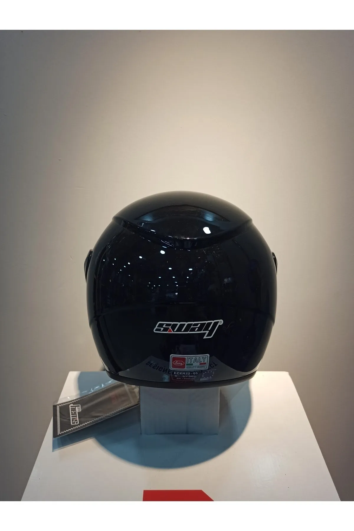 Sway SW700 Parlak Siyah Yarım Kask