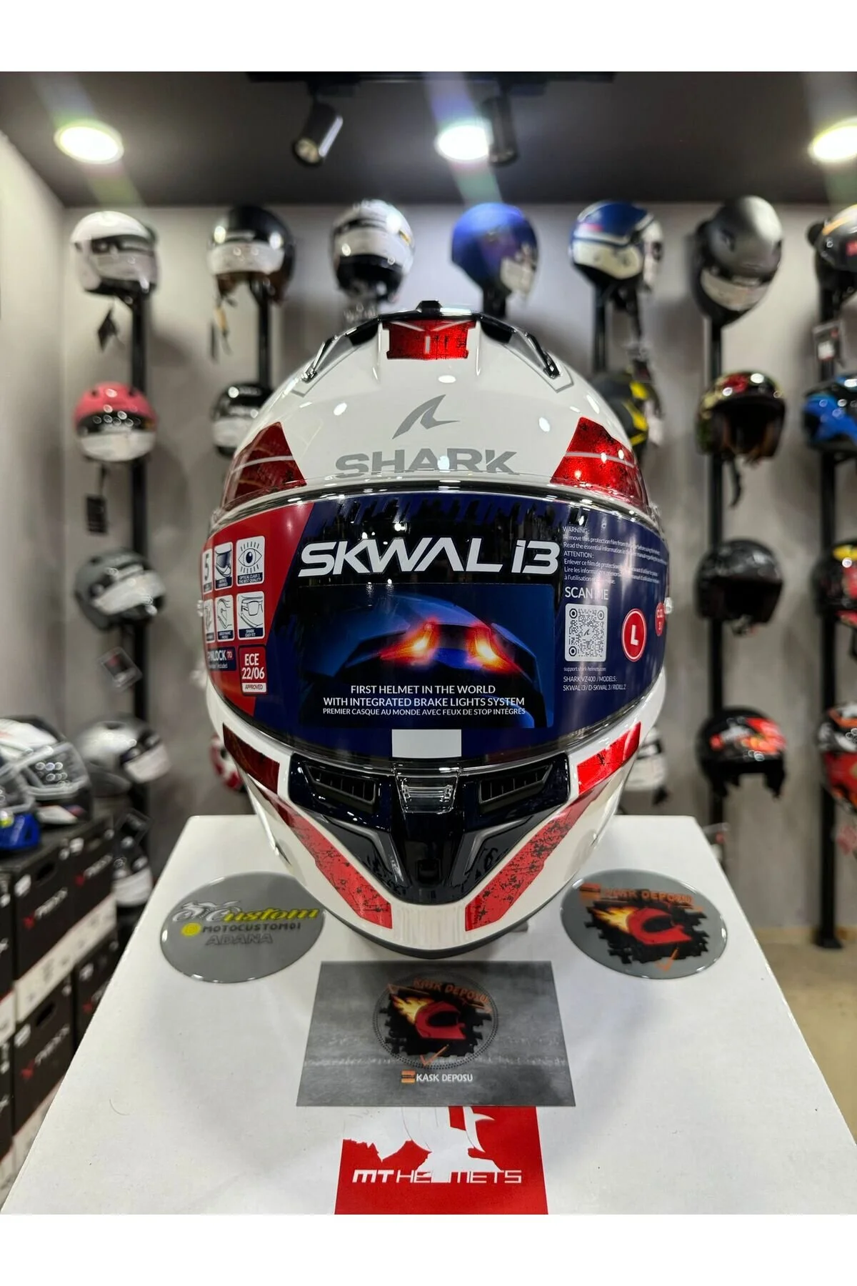 Skwal İ3 Rhad Ledli Motosiklet Kaskı-WUR
