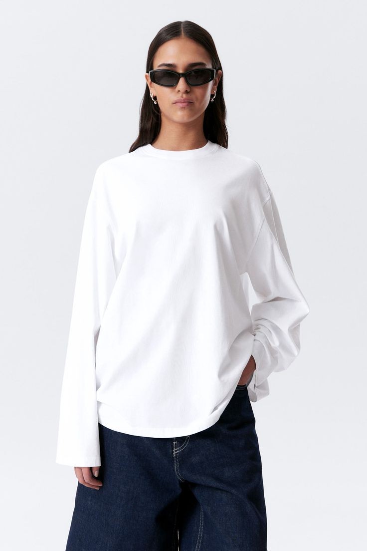 Beyaz Basic Bisiklet Yaka Uzun Kollu Oversize Tişört