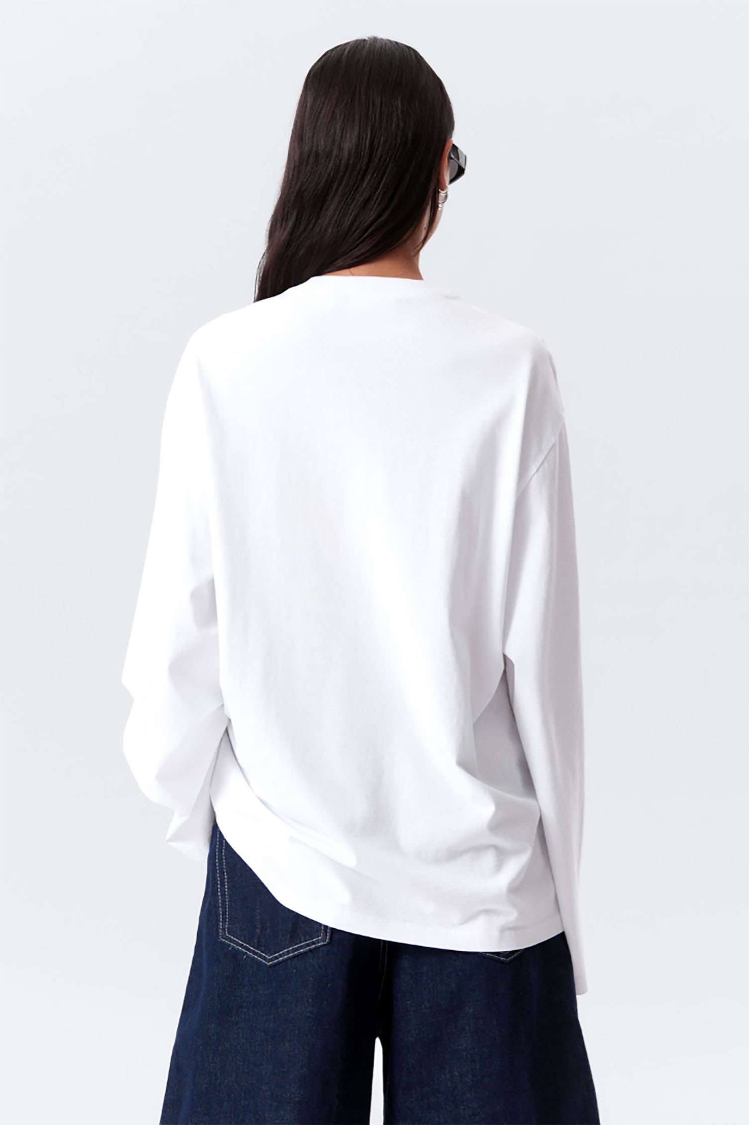 Beyaz Basic Bisiklet Yaka Uzun Kollu Oversize Tişört