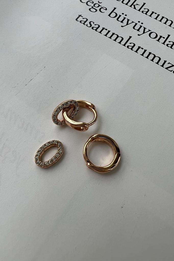 MİNİ OVAL TAŞLI HALKA KÜPE (ALTIN KAPLAMA)