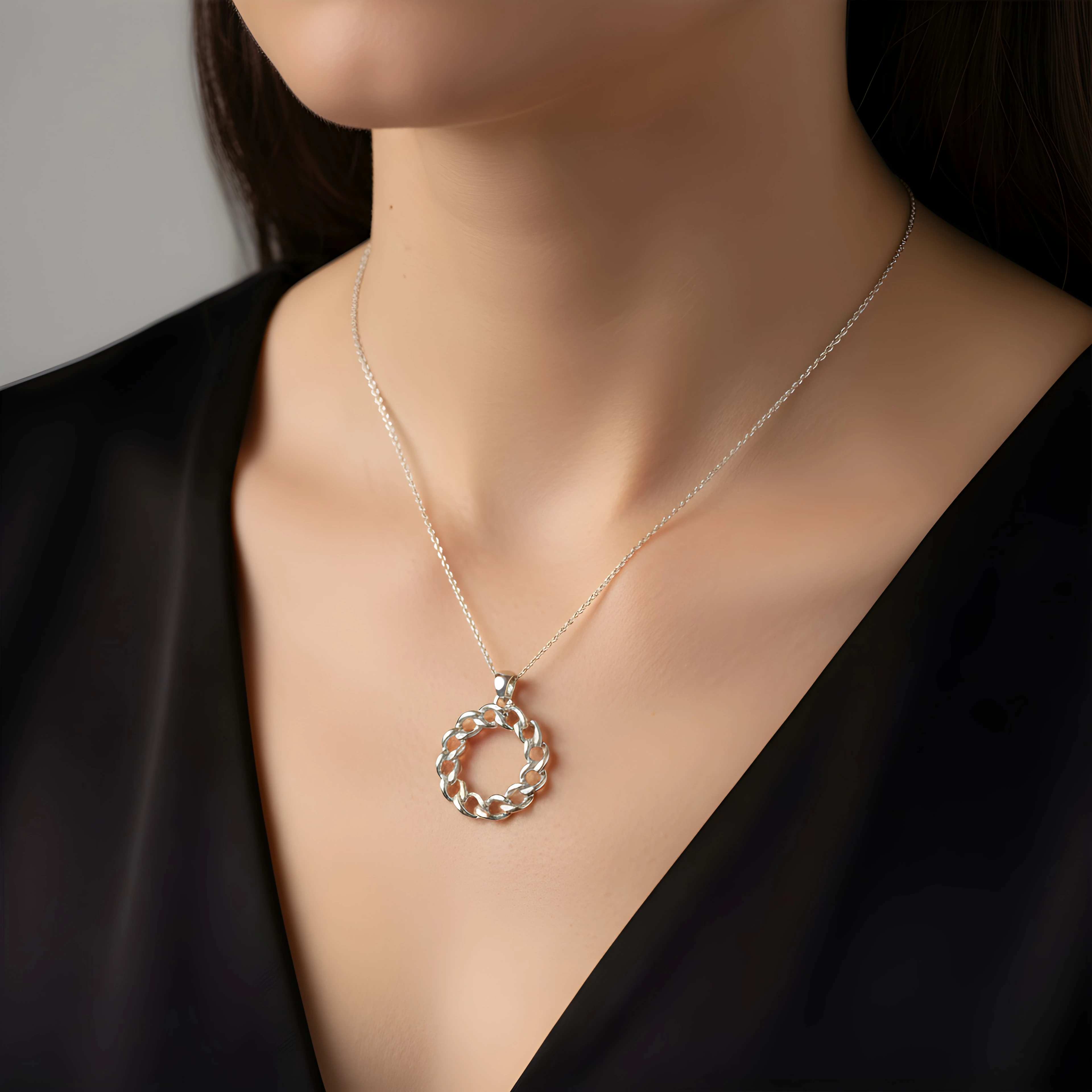 Halka Zincir Formlu 925 Ayar Gümüş Kolye