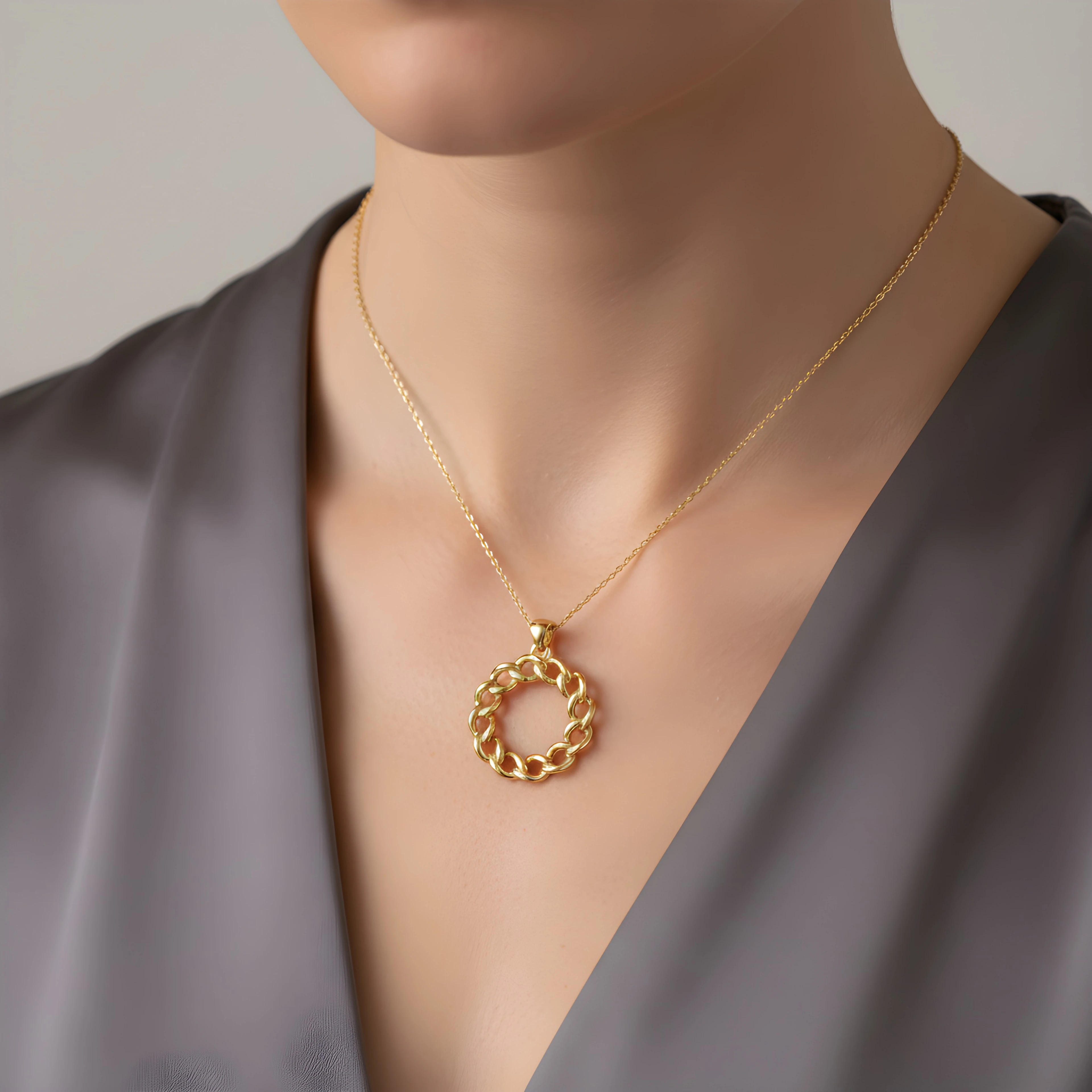 Halka Zincir Formlu 14 Ayar Altın Kolye