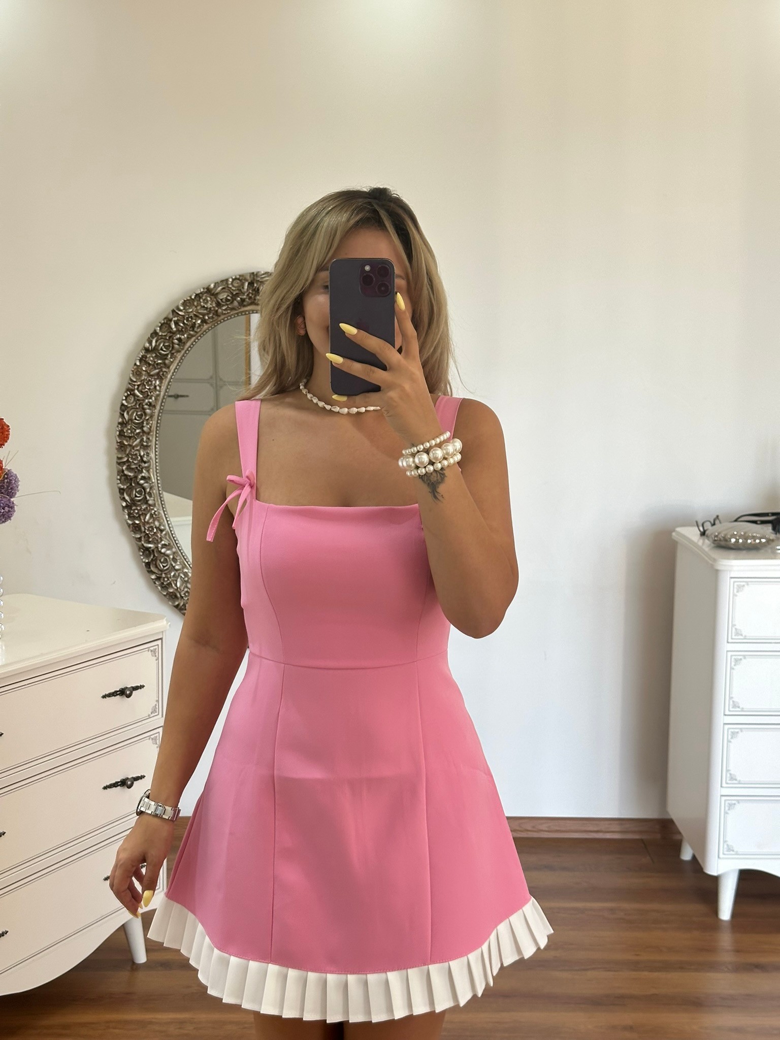 FİYONK ASKILI PEMBE ELBİSE