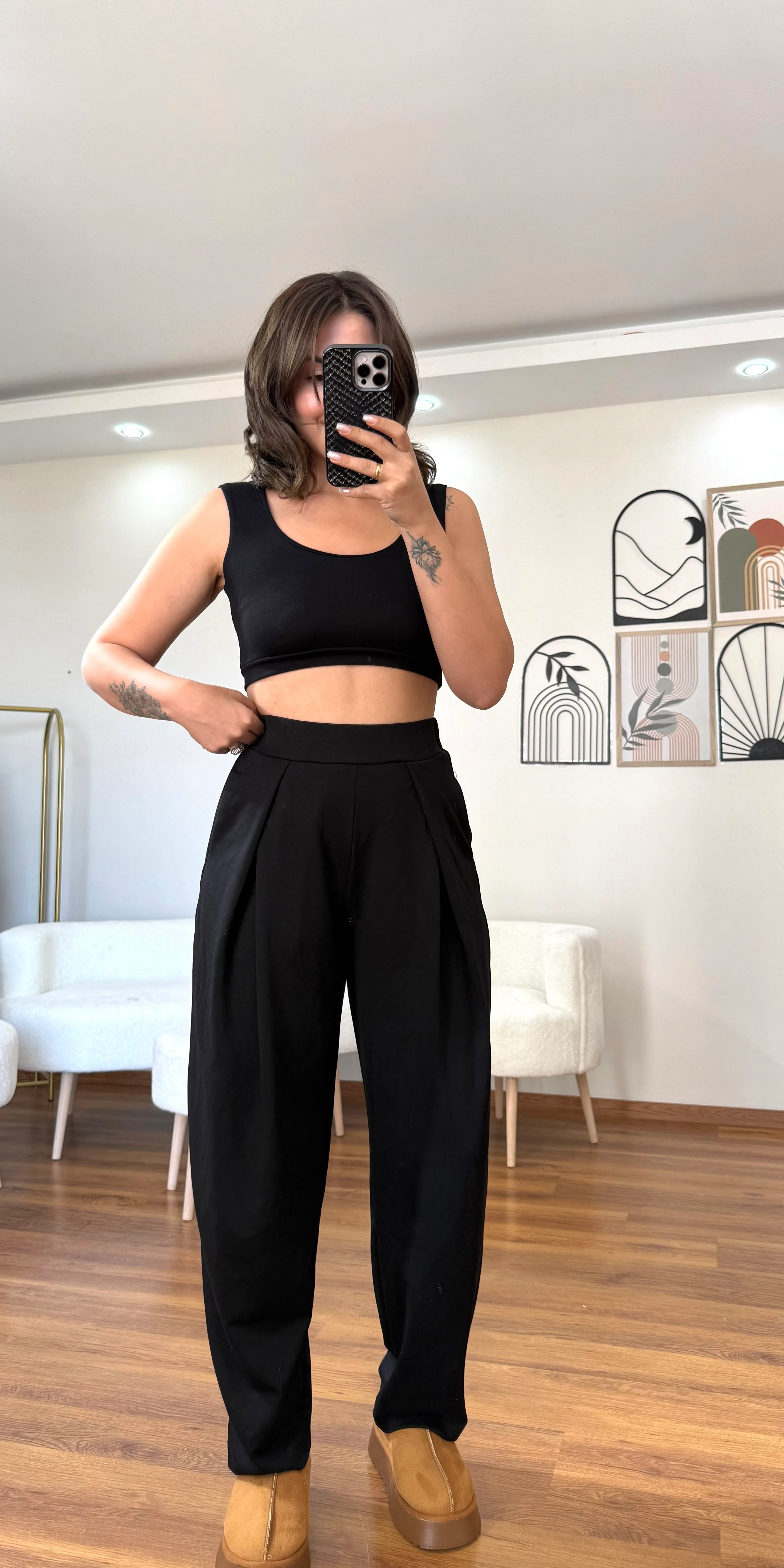 Oysh Pileli Pantolon  - siyah