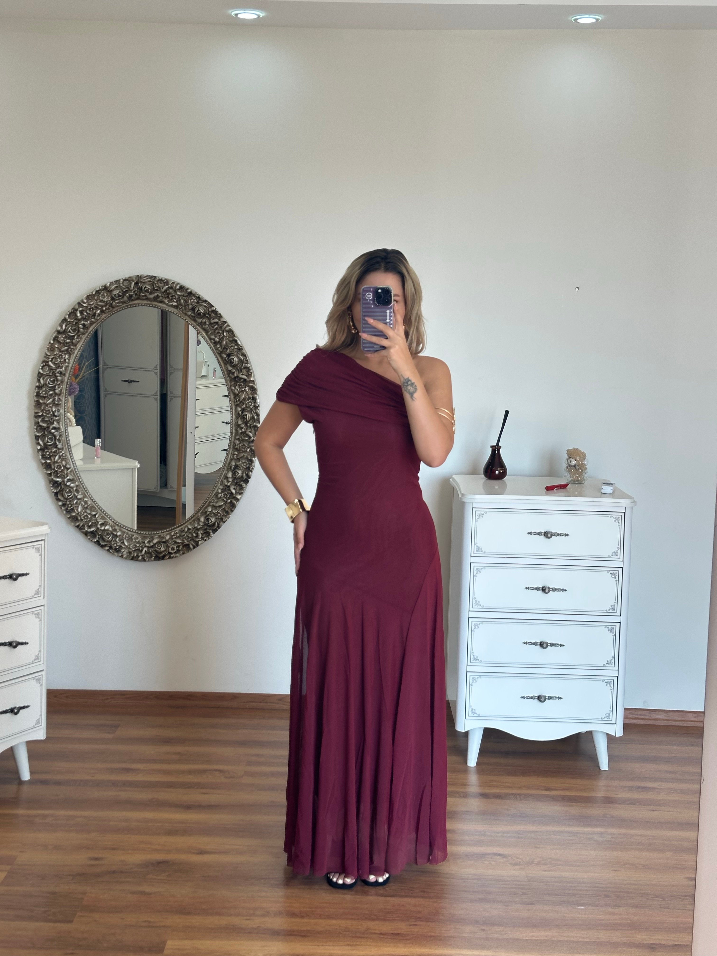 BORDO TEK OMUZ ELBİSE