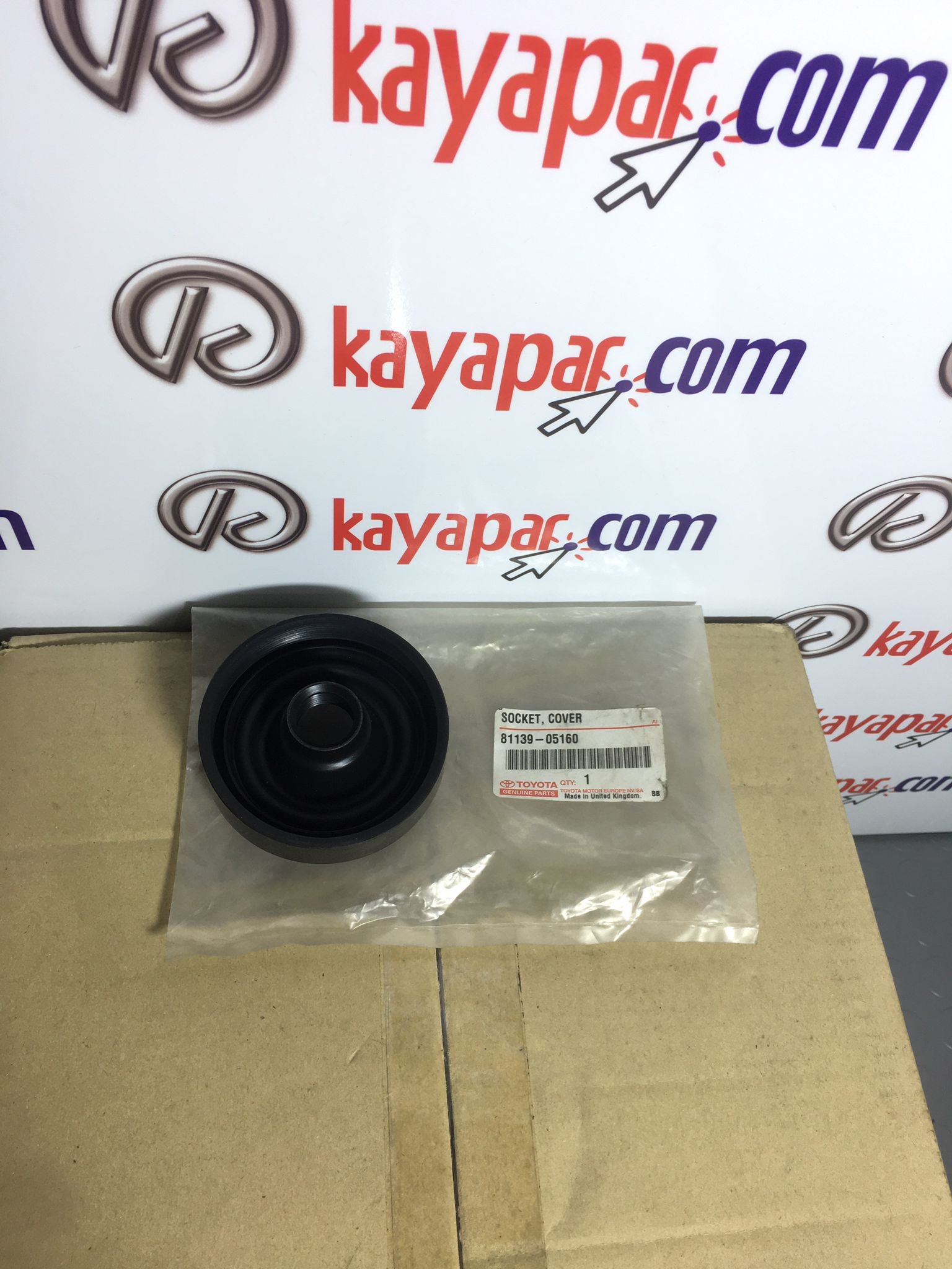 TOYOTA AVENSIS FAR BAĞLANTI TAPASI 2003-2008 8113905160 ORİJİNAL