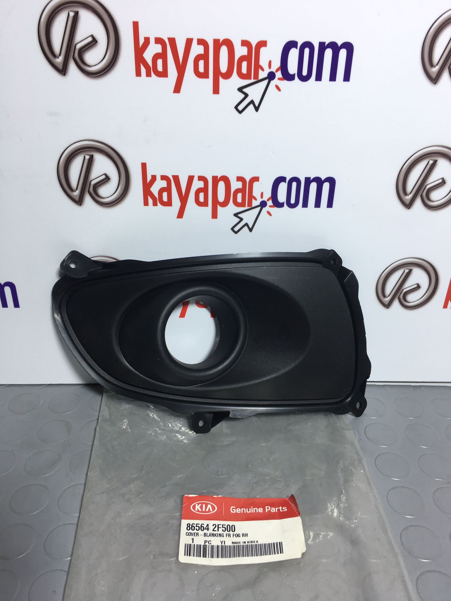 KIA CERATO SAĞ SİS FAR YUVASI 2006-2008 865642F500 ORİJİNAL