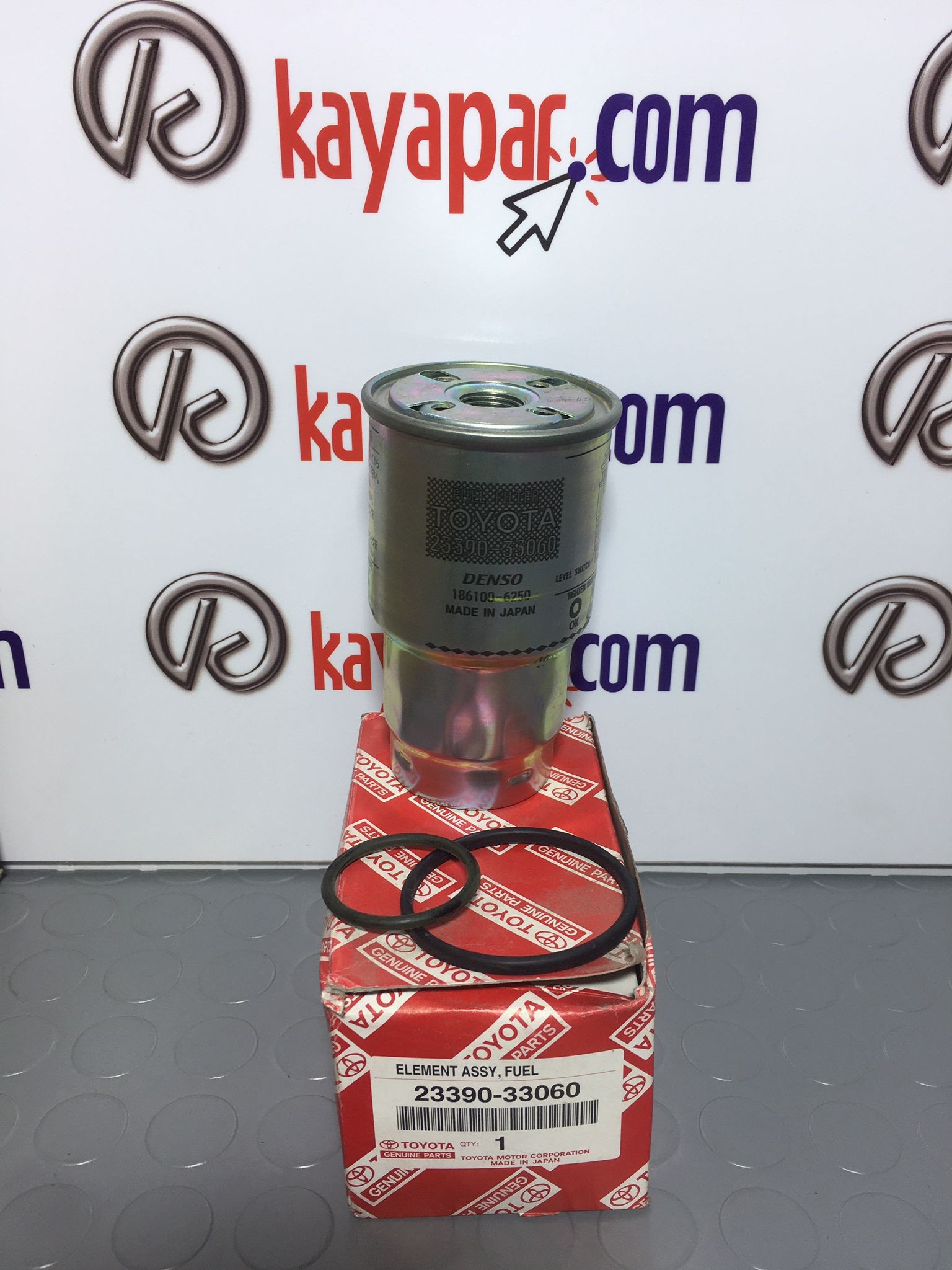 TOYOTA YARIS YAKIT FİLTRESİ 2005-2011 2339033060  ORİJİNAL