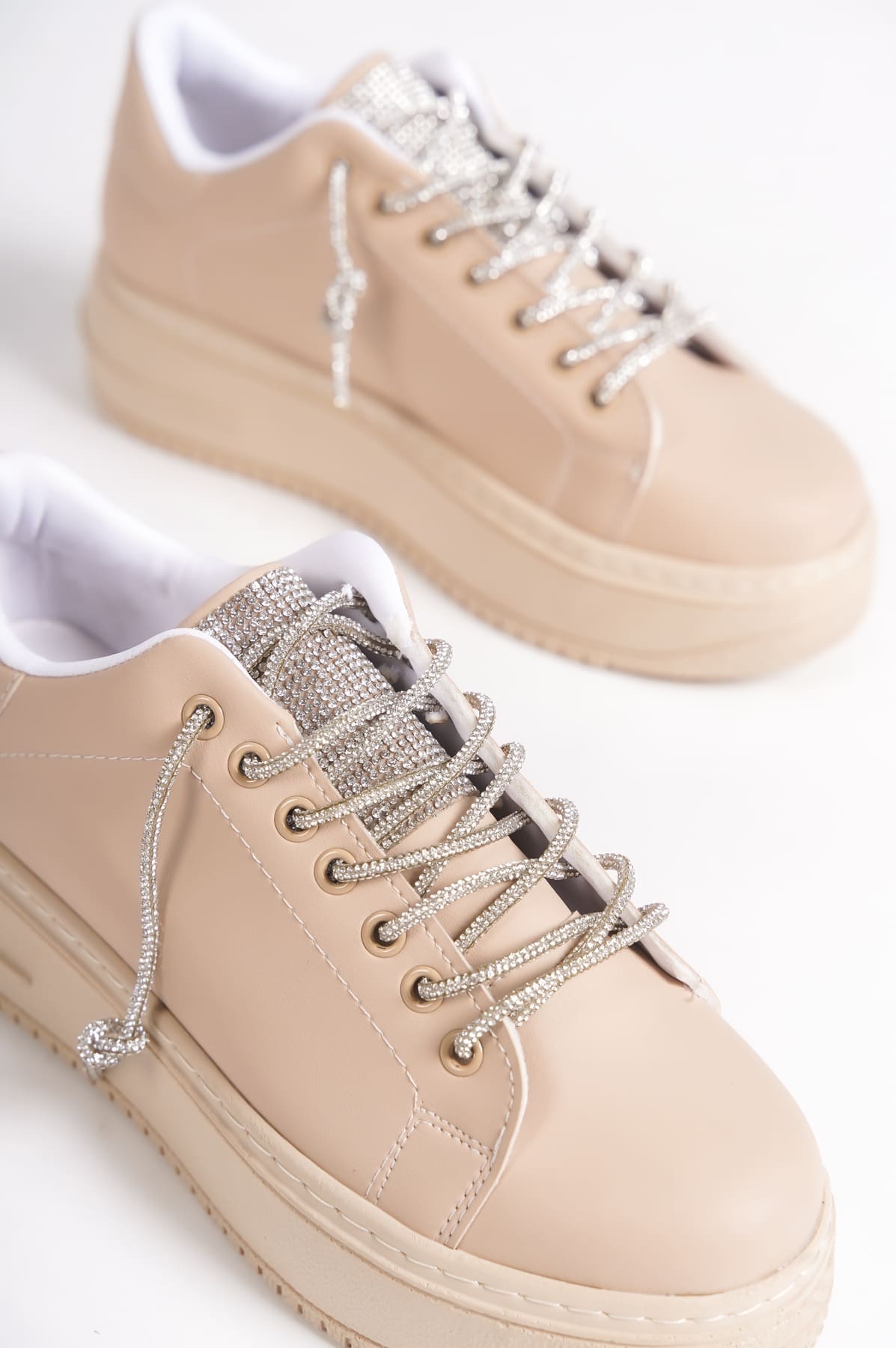 DELLA Bağcıklı Ortopedik Taban Taşlı Kadın Sneaker Spor Ayakkabı TT - Ten